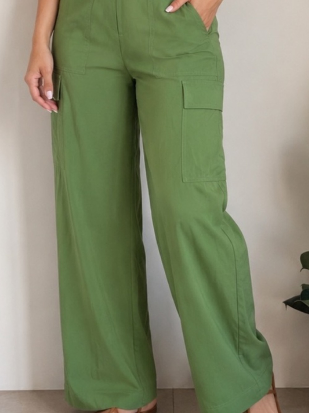 Athleta Brooklyn Heights Wide Leg Cargo Pants Trousers Lightweight Green Size 8